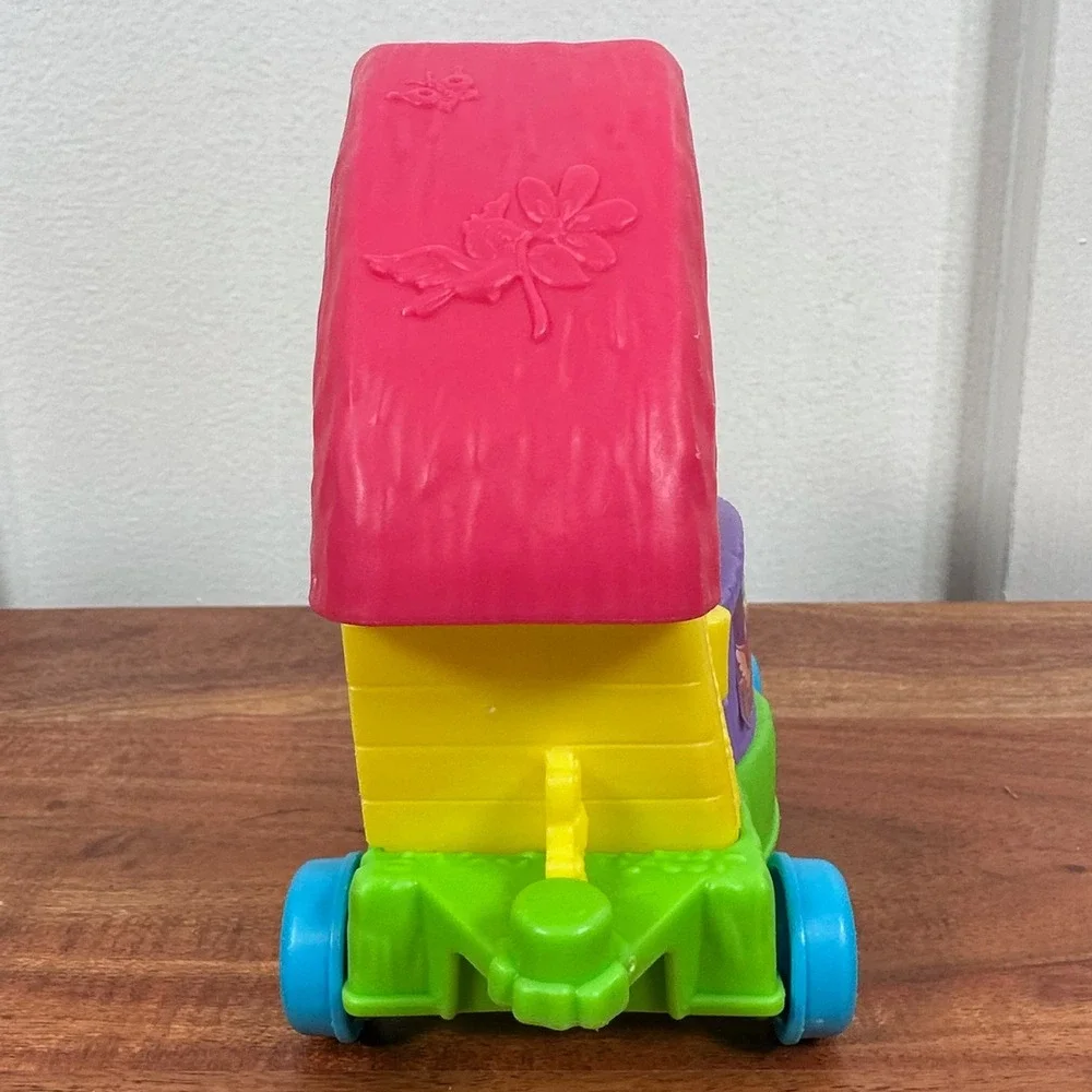 Fisher Price Little‎ People Toy Wagon Carriage Playset Kids Toddler Toy